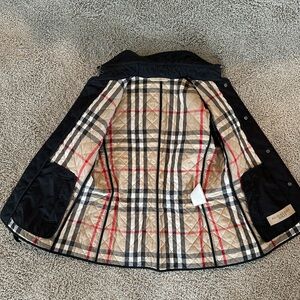 Quilted Lined Black Burberry Brit Jacket in Medium